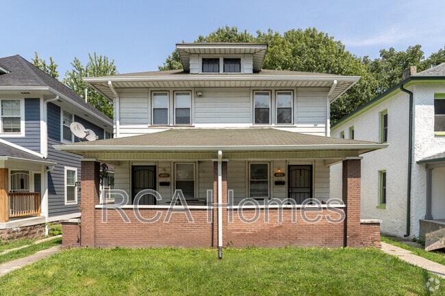 Building Photo - 1125 N Dearborn St Rental