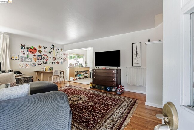 Photo - 2050 Donald Dr