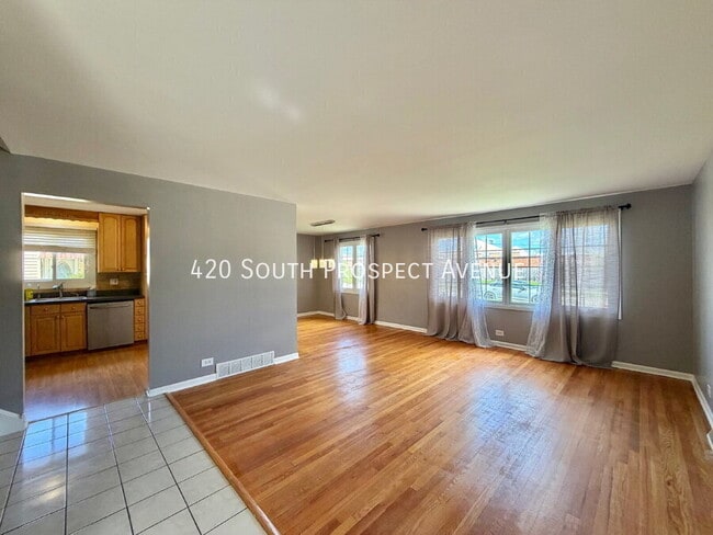 Photo - 420 S Prospect Ave