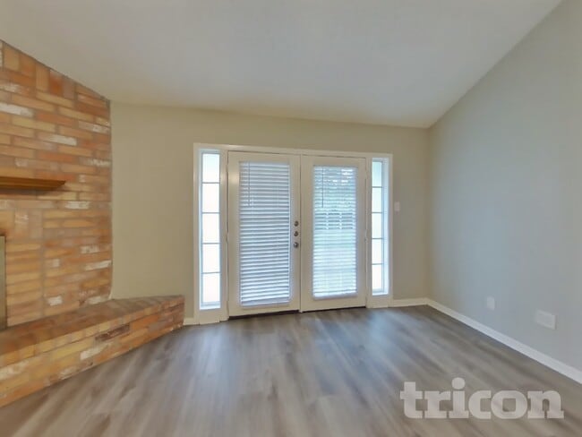 Photo - 3434 Deer Valley Dr