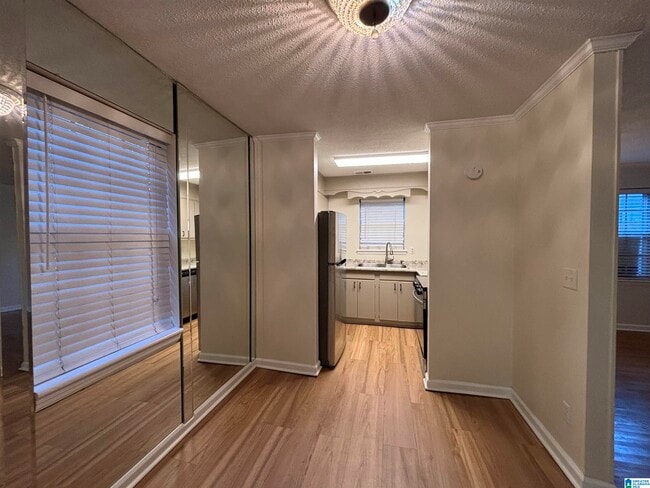 Photo - 2053 Montreat Cir Unidad B