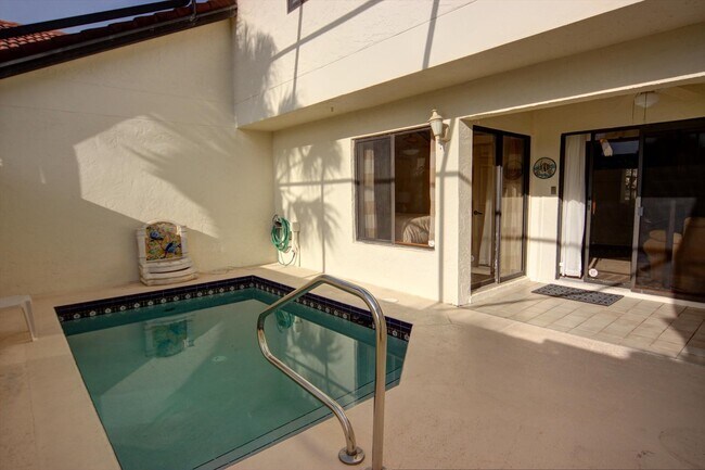 Photo - 508 Sea Oats Dr