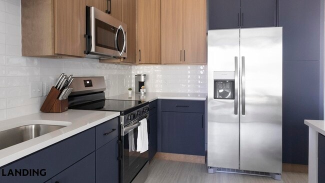 Photo - 1007 S Mint St Unit 713