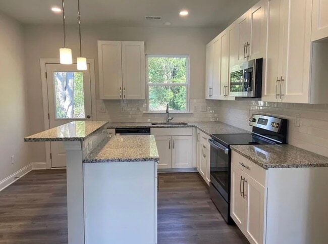 Photo - 1538 Crawford Rd