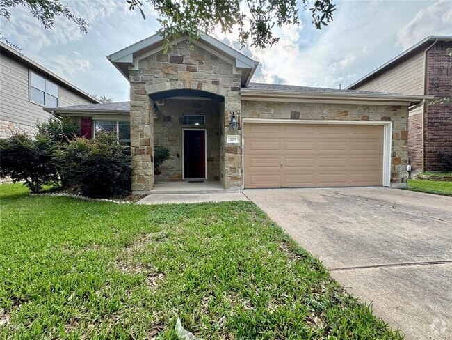 Building Photo - 205 Saddle Ridge Dr Rental