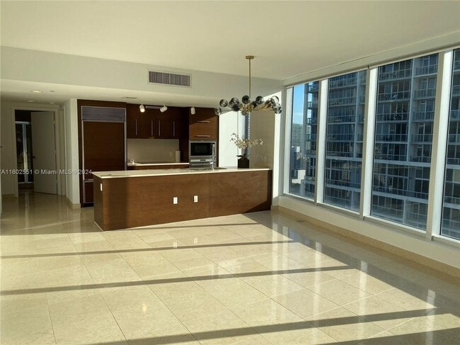 Photo - 475 Brickell Ave