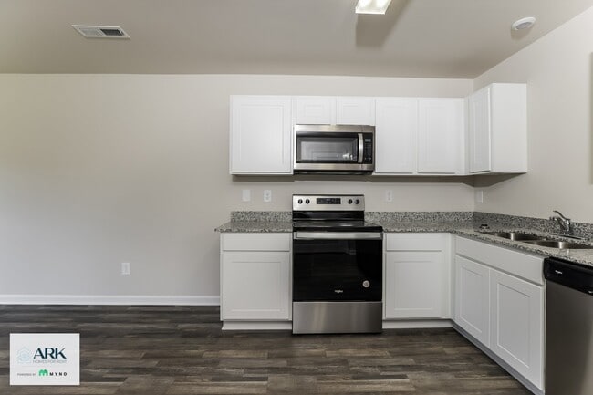 Photo - 1249 Fescue Rd