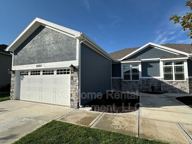 Photo - 16450 Blair St