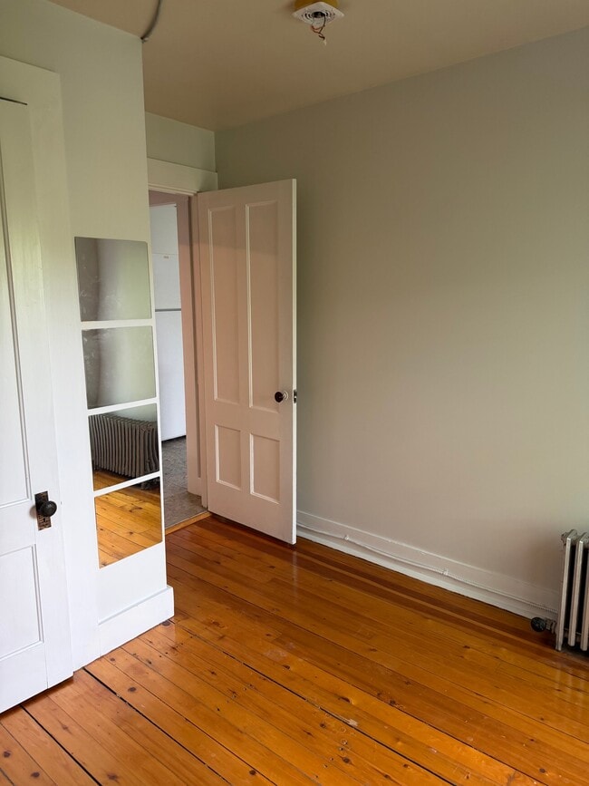 Photo - 12 Downing St Unit 3