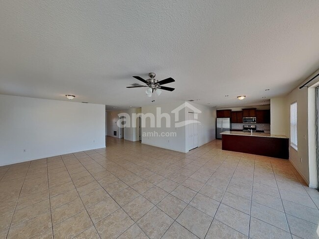 Photo - 5010 Windbourne Way