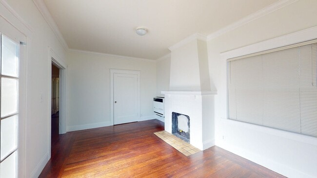 Photo - 1925 Charming Oakland Duplex!