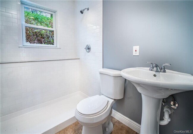 Photo - 69 Schneider Ave Unit 1-1