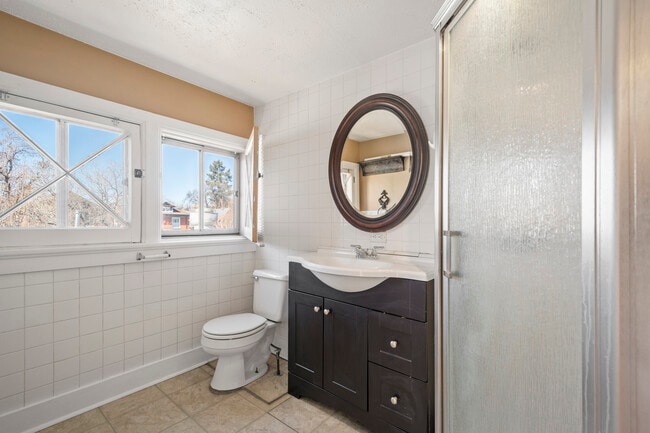 Photo - 2615 E 12th Ave Unit Upstairs Apartment