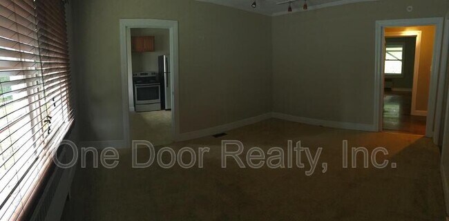 Photo - 1107 Richmond Rd