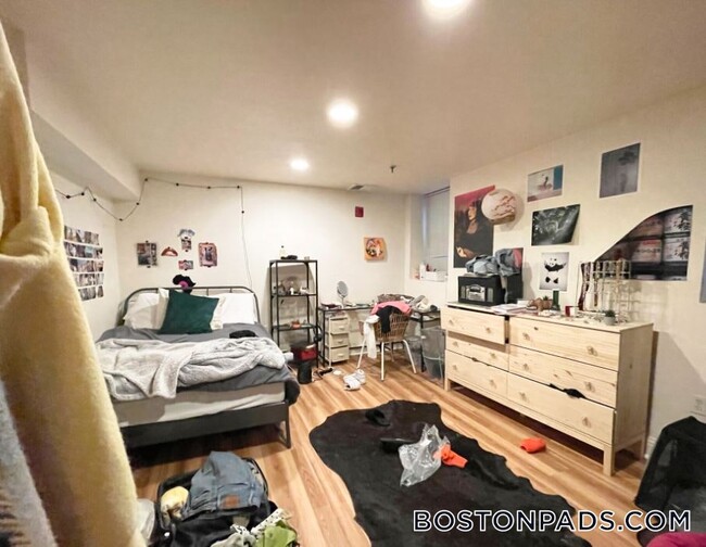 Photo - 73 Gainsborough St Apartment Unit 101