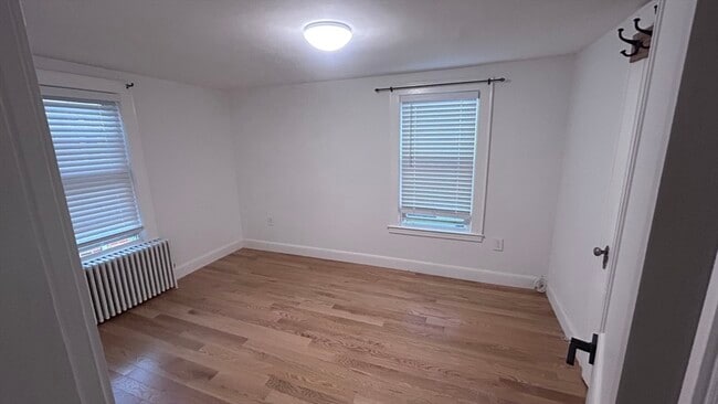 Photo - 182 West St