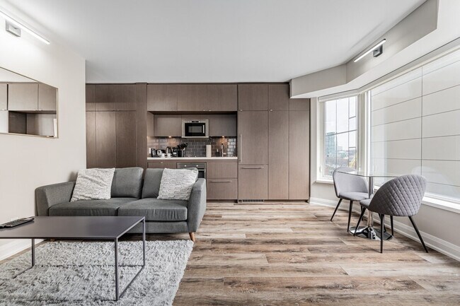 Building Photo - 155 Yorkville Ave Unit SI ID1513704P