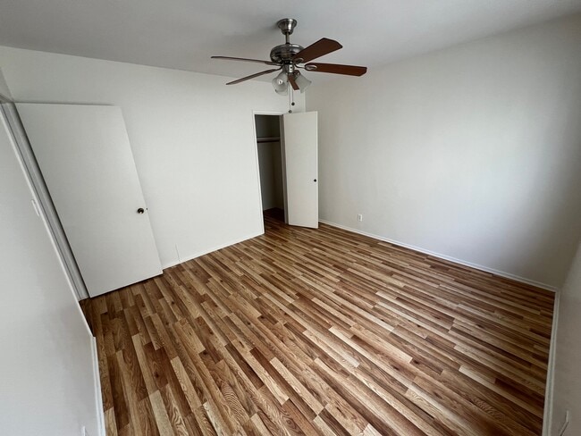 Photo - 143 S St Andrews Pl