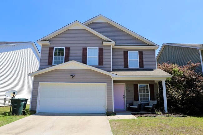 Photo - 1733 Benelli St