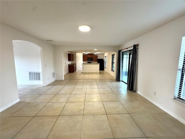 Photo - 5673 Elsinore Way