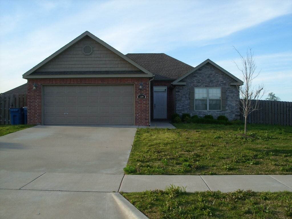 Photo - 2200 SW Montana Ave