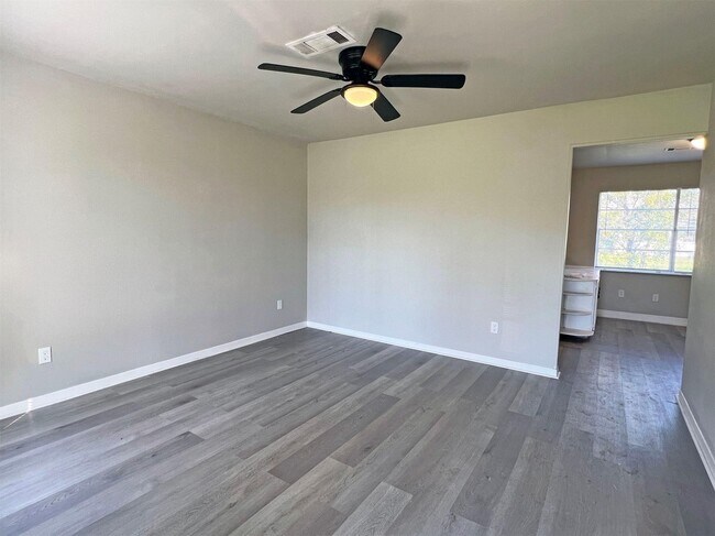 Photo - 224 Stuart St