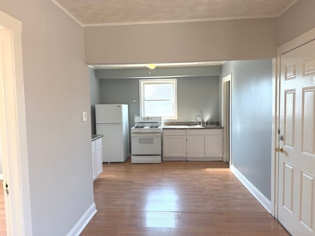 Photo - 3126 Elder Ln Unit 2