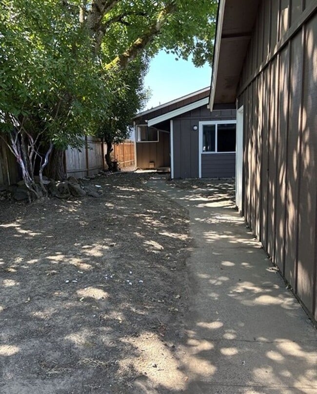 Photo - 4504-4506 Campbell Dr SE Unit 4506
