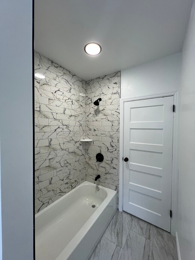 Photo - 919 Elsinore Pl