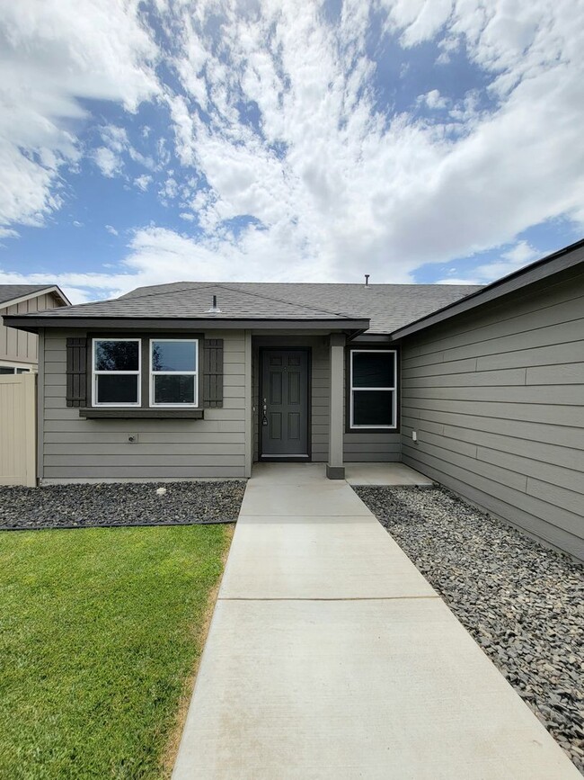 Photo - Great South Richland Location