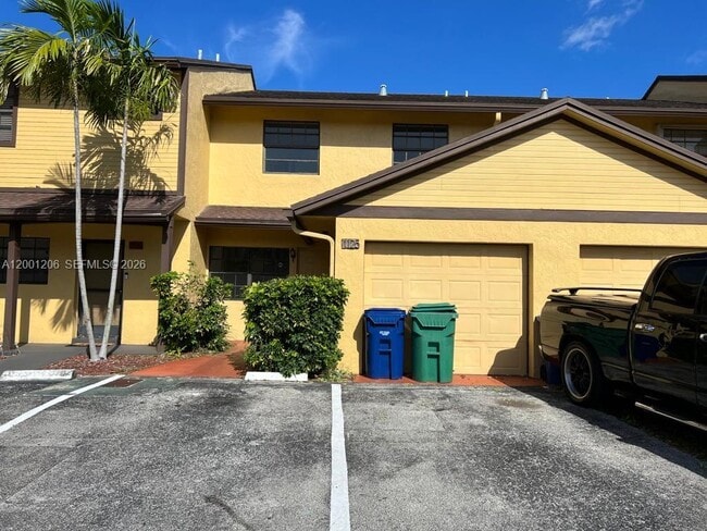 Building Photo - 1125 NE 210th Terrace