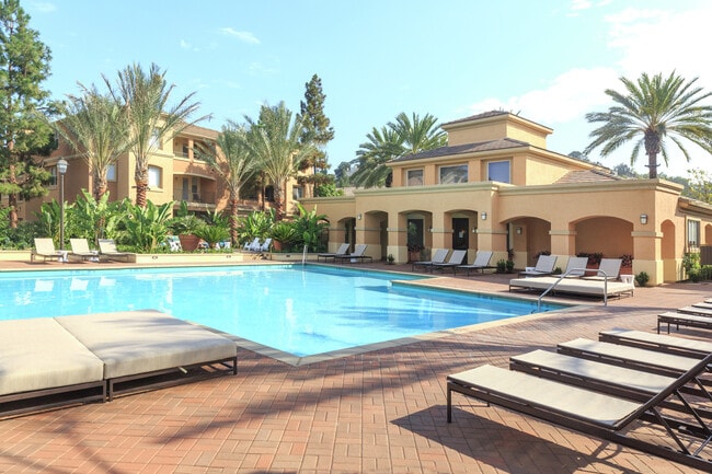 Torrey Hills Apartment Homes