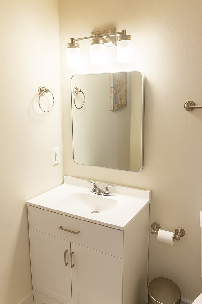 Photo - 1937 Woodford Rd Unidad SI ID1473412P