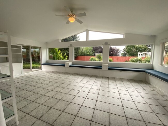 Photo - 4/3/2 Beautiful Home in Minden