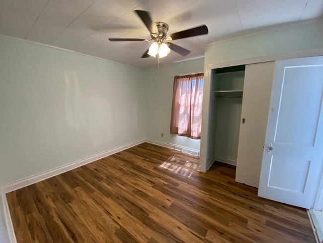 Photo - Beautiful 2 bed 1 bath in the heart of Alt...