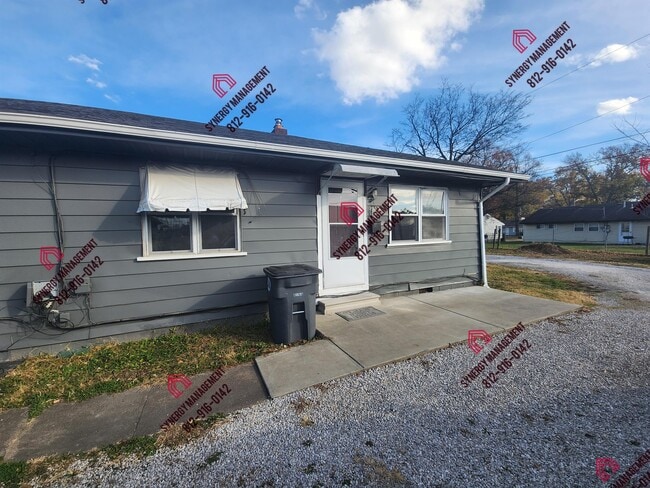 Building Photo - 2033 Covert Ave