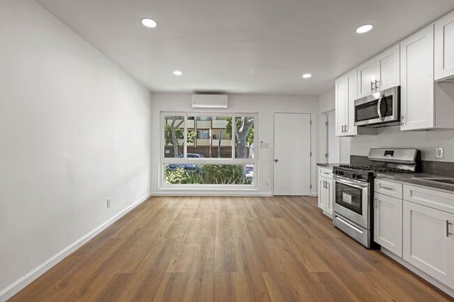 Photo - Romaine Heart by Wiseman