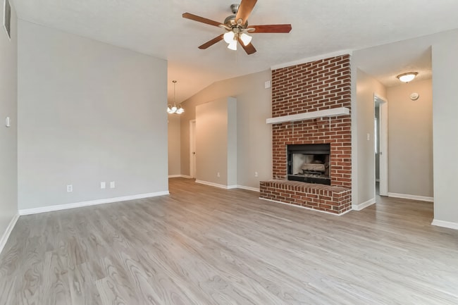 Photo - 1825 Keystone Lakes Dr