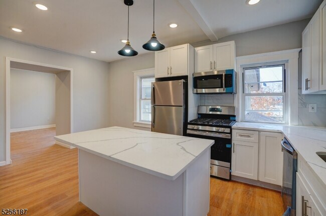 Photo - 29 Walnut St