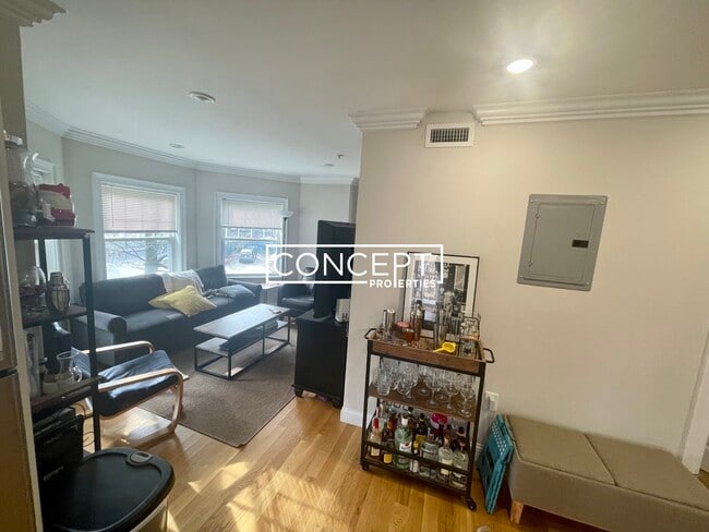 Photo - 64 Gordon St Unit 2B