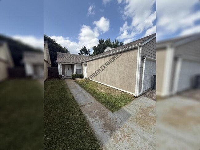 Building Photo - 1533 E 67th Pl