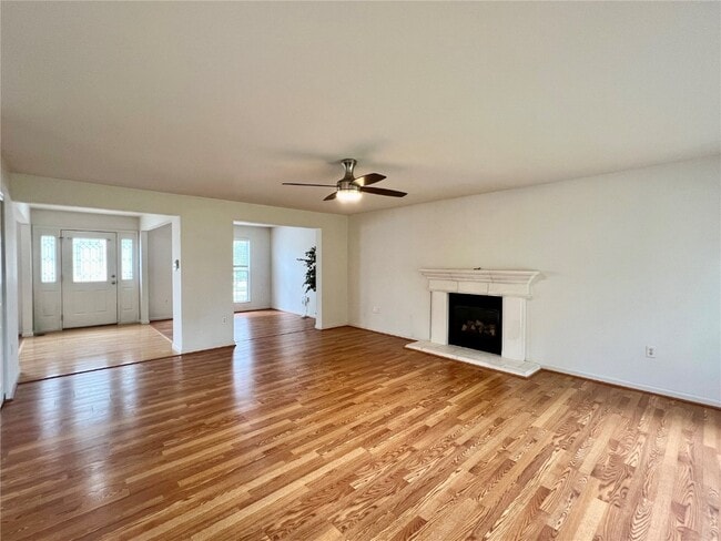 Photo - 188 Birchwood Trail Dr
