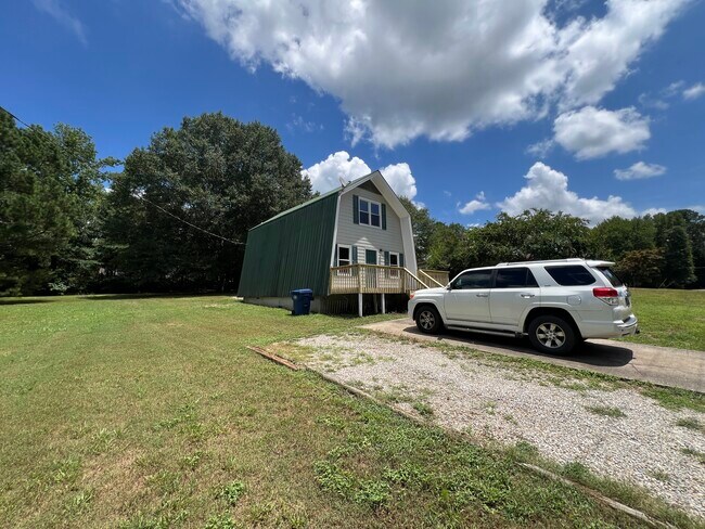 943 Grier Rd