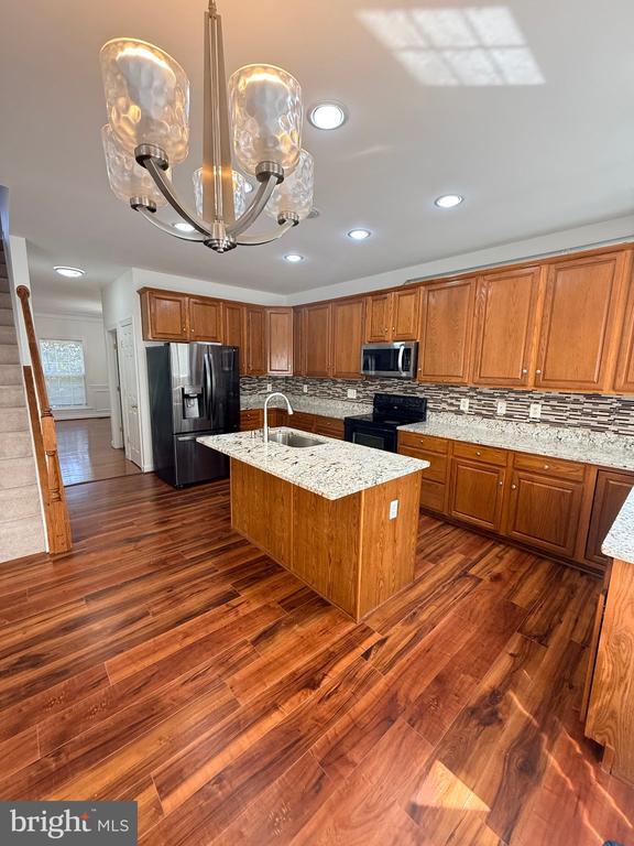 Photo - 8140 Gilroy Dr