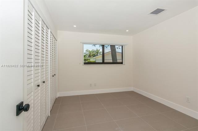 Photo - 801 SMA Residences Condo Unit 4205