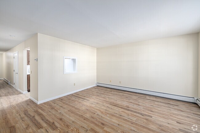 3BR, 2BA - 1,200SF - Living Room