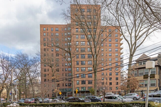 Photo - 3850 Sedgwick Ave