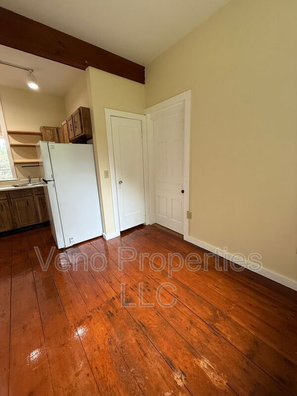 Photo - 1 Pleasant St