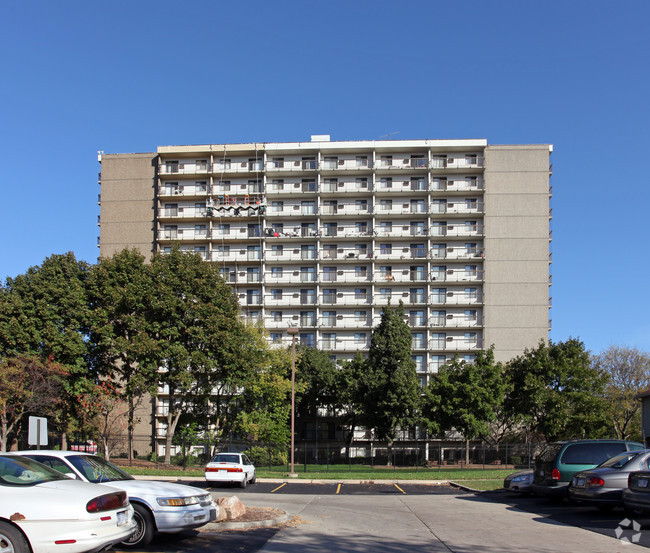 Plymouth Square Village - Plymouth Square Village Apartments