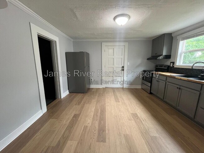 Photo - 211 Wadsworth St